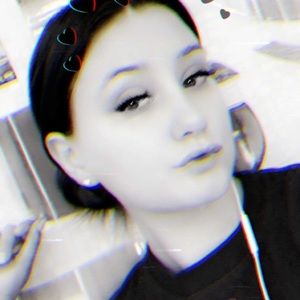 Meet your Posher, Jillian